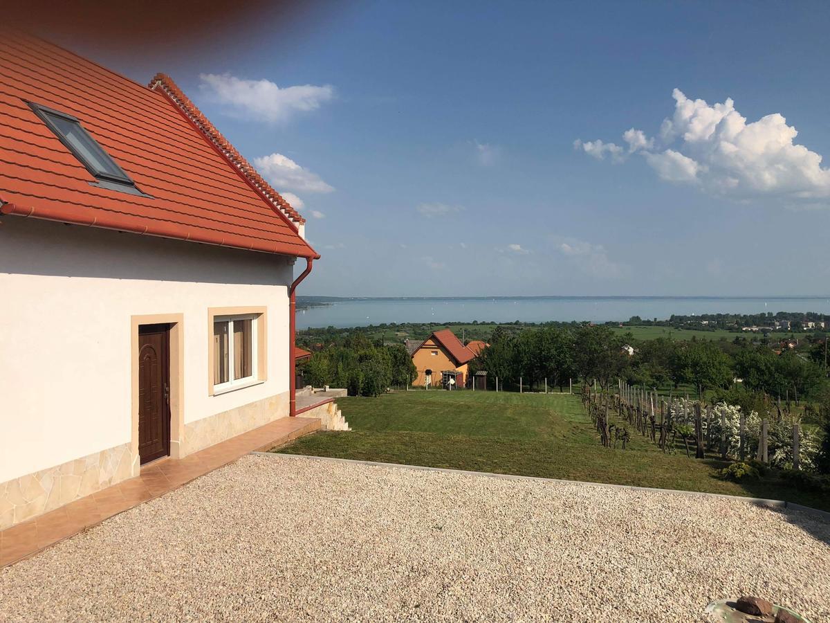Mesgye Villa Balatonalmádi Exterior foto